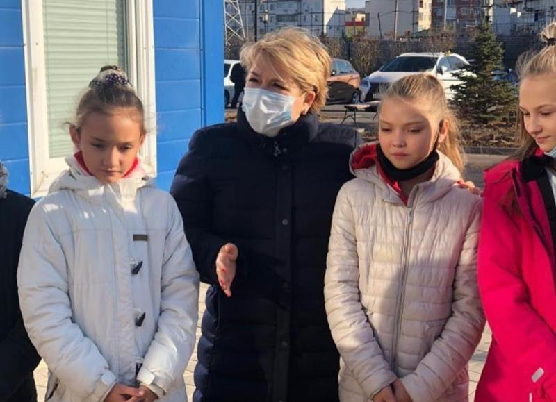 Ирина Гусева рассказала об инициативе «Единой России», которая поддержит школьников Ирина Гусева рассказала об инициативе «Единой России», которая поддержит школьников