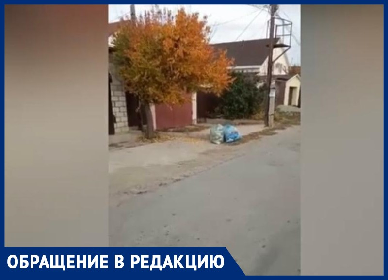 «У каждого дома по 2-4 пакета с мусором», - жители Рабочего бьют тревогу «У каждого дома по 2-4 пакета с мусором», - жители Рабочего бьют тревогу