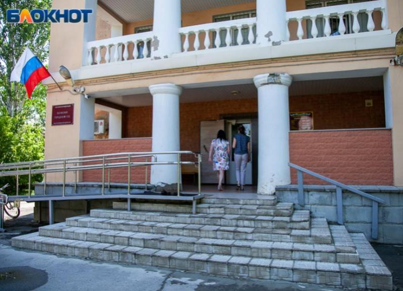 Пенсионерку осудили за похищение человека в Волгограде Пенсионерку осудили за похищение человека в Волгограде