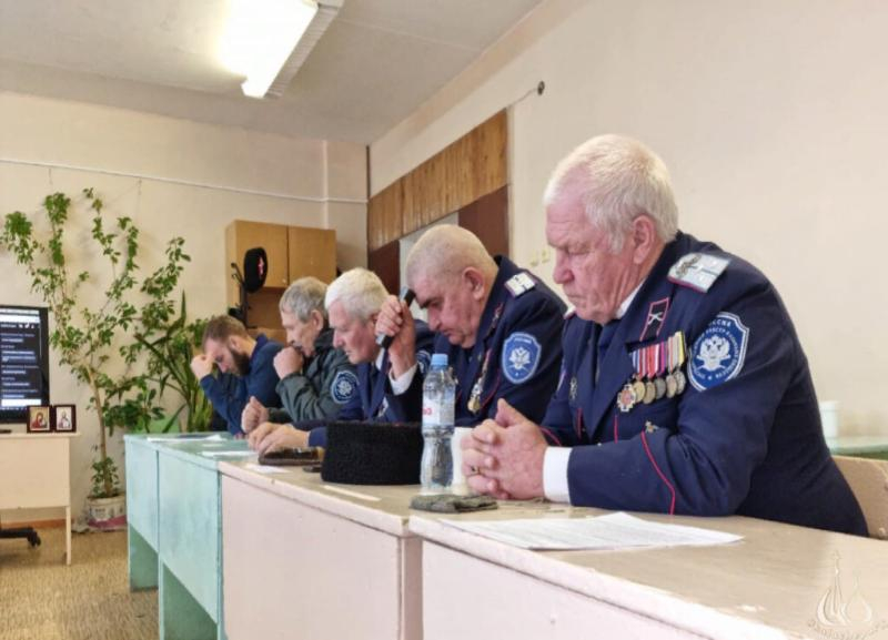 Казаки Волжского приняли участие в Большом казачьем круге Казаки Волжского приняли участие в Большом казачьем круге