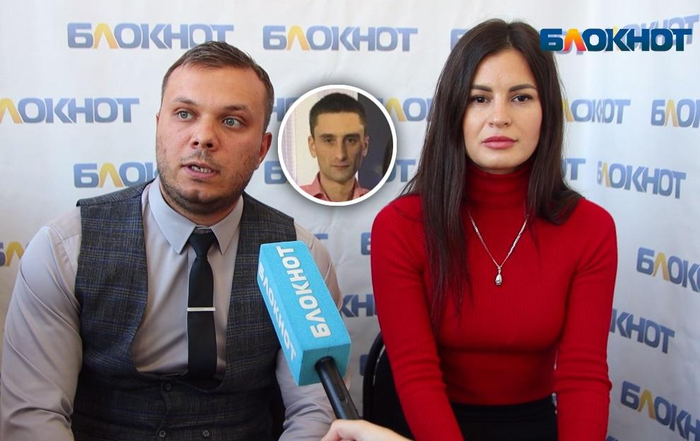 В квартире волжанки, страдающей от самосуда бывшего, прошел обыск после публикации в «Блокноте» В квартире волжанки, страдающей от самосуда бывшего, прошел обыск после публикации в «Блокноте»