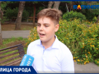 Юный волжанин покоряет эстраду: бесплатный концерт в парке устроил Виталий Зарубицкий