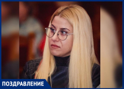 «Блондинка в законе» из Волжского Елена Славина отмечает день рождения!