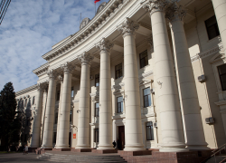В Волгограде три депутата написали заявления на увольнение 