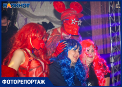 Страшно весело и отвязно: как прошла ночь на Хэллоуин в Волжском