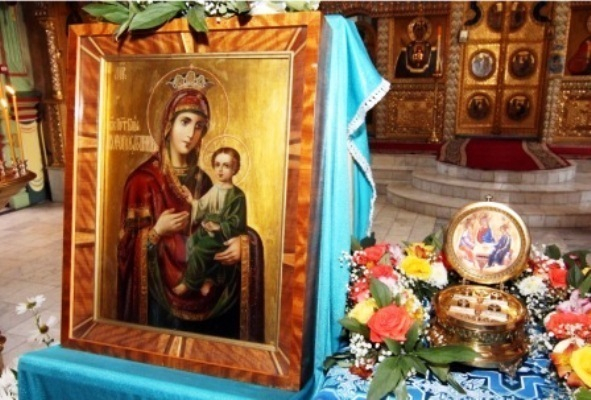 В Волжский прибыли святыни из Ташкентской епархии