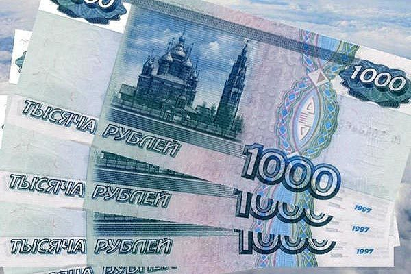 В Волгограде директор фирмы задолжал работникам 300 тысяч рублей