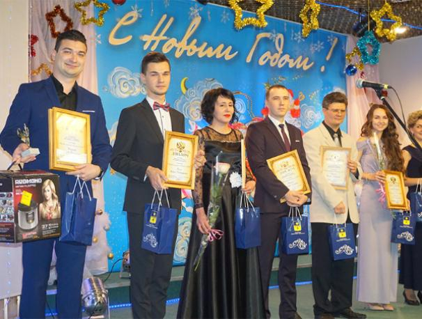 Перспективные и талантливые: в Волжском наградили победителей «Молодежного триумфа»