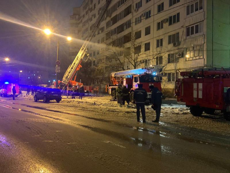 Новости волжского сегодня. Пожар в Волжском сейчас. Тверская вечером. Пожар в Волжском сегодня сейчас 2022. Пожар ГРАЗ Волжский.