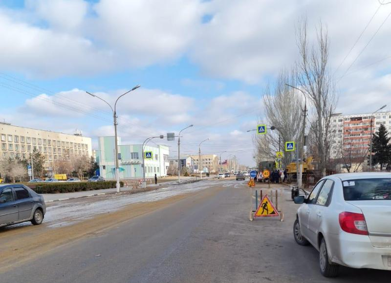 Камеры волжский. Волжский порыв на Оломоуцкой. Люди на улице Оломоуцкой в городе Волжском. Волжский улица Оломоуцкая 21. Волжский, улица Александрова, 58.